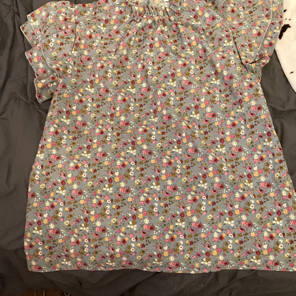 Floral print dress shirt